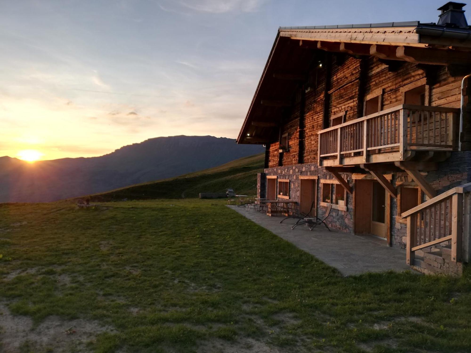 Chambres Et Tables D'Hotes Le Choton A Nono - Col Du Joly Beaufortain Отлюс Экстерьер фото